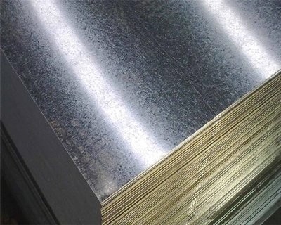 صفحه فلزی گالوانیزه داغ Dx51d Z275 18 20 24 26 گیج